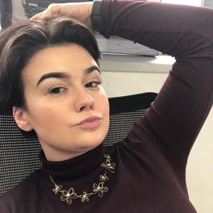 Meet your Posher, Gabriella